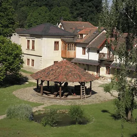 Maison d'hôtes Atc Bylany *
